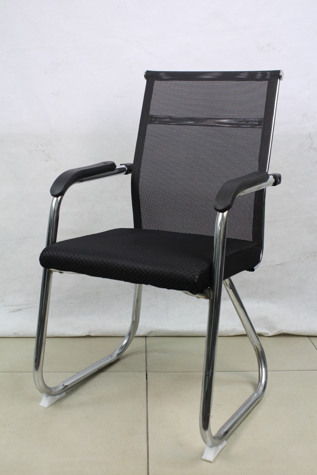 Black Mesh Cantilever Visitor Chair with Chrome Sled Base
