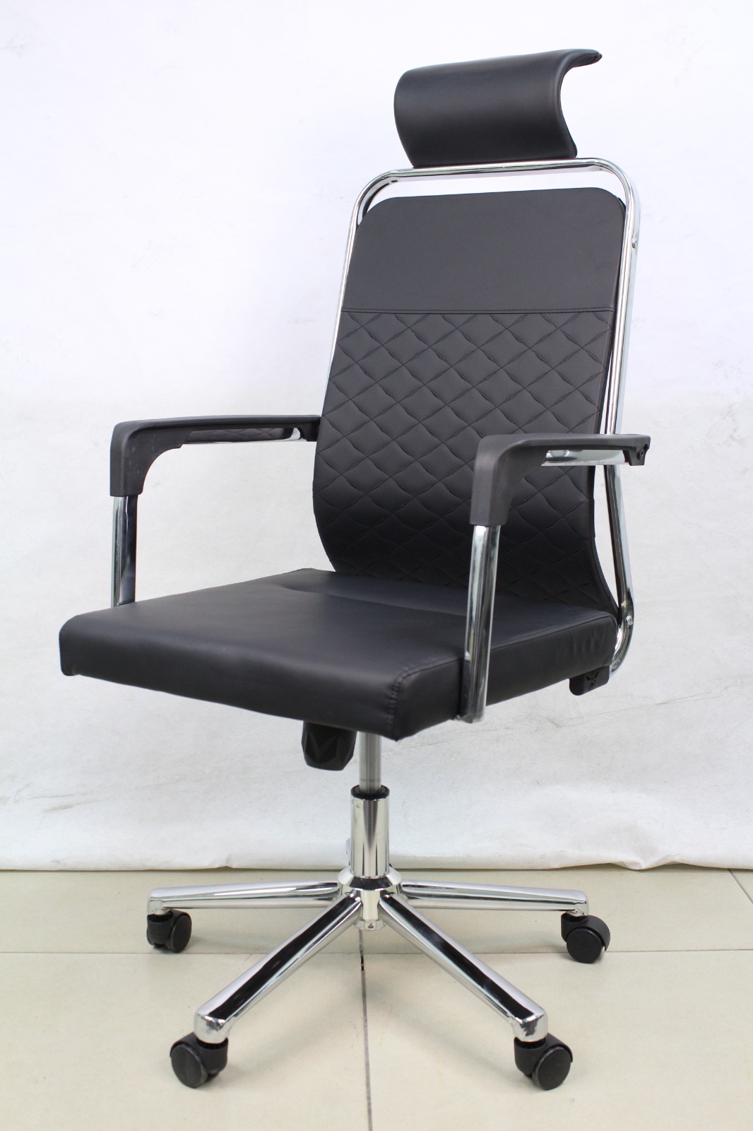 Black Diamond Stitch Executive Chair with Headrest